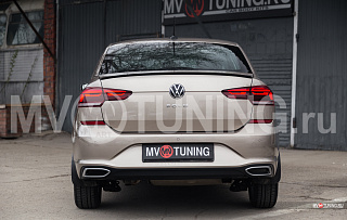 BLACK. Имитация насадок глушителя(выхлопа) крашенные для VW Polo Liftback 2020 - 2023